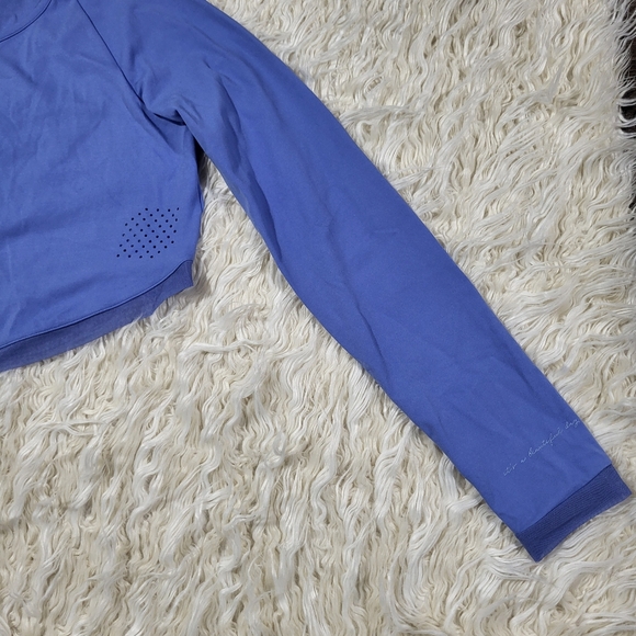 Gymshark x Whitney Simmons Long Sleeve Crop Top Beautiful Blue Size Medium - Picture 3 of 14